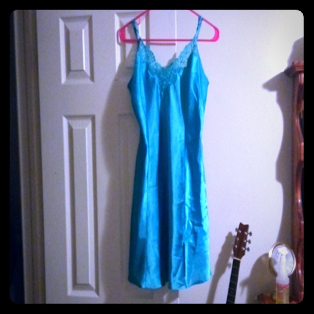 Silky ocean blue slip/nightgown